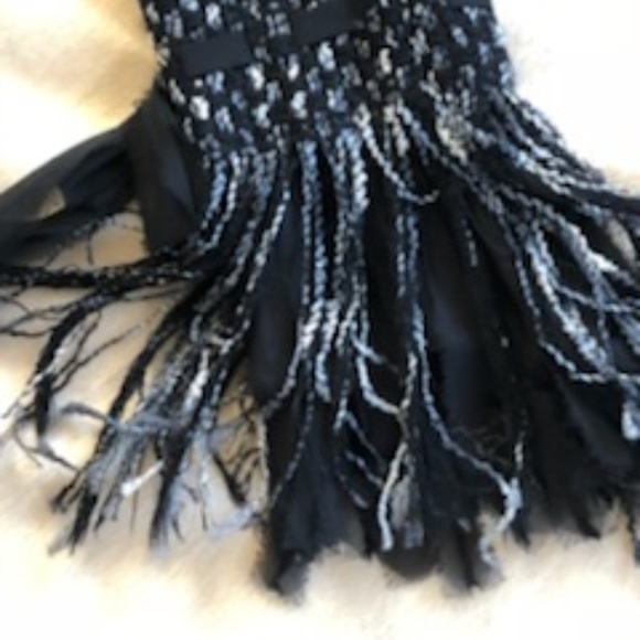 Black and White Tweed Blazer by Teri Jon - Picture 5 of 6